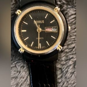 BENRUS VINTAGE WATCH $ FIRM NEW BATTERY